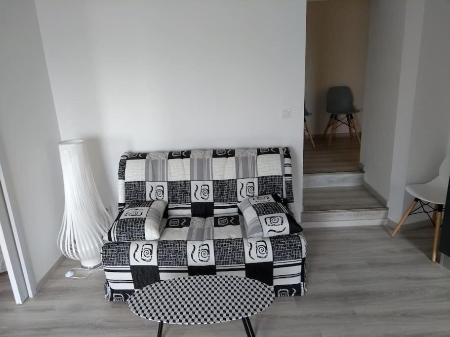 Charmant Appartement T2 Neuf ,Calme Tout Confort. Cases-de-Pene المظهر الخارجي الصورة