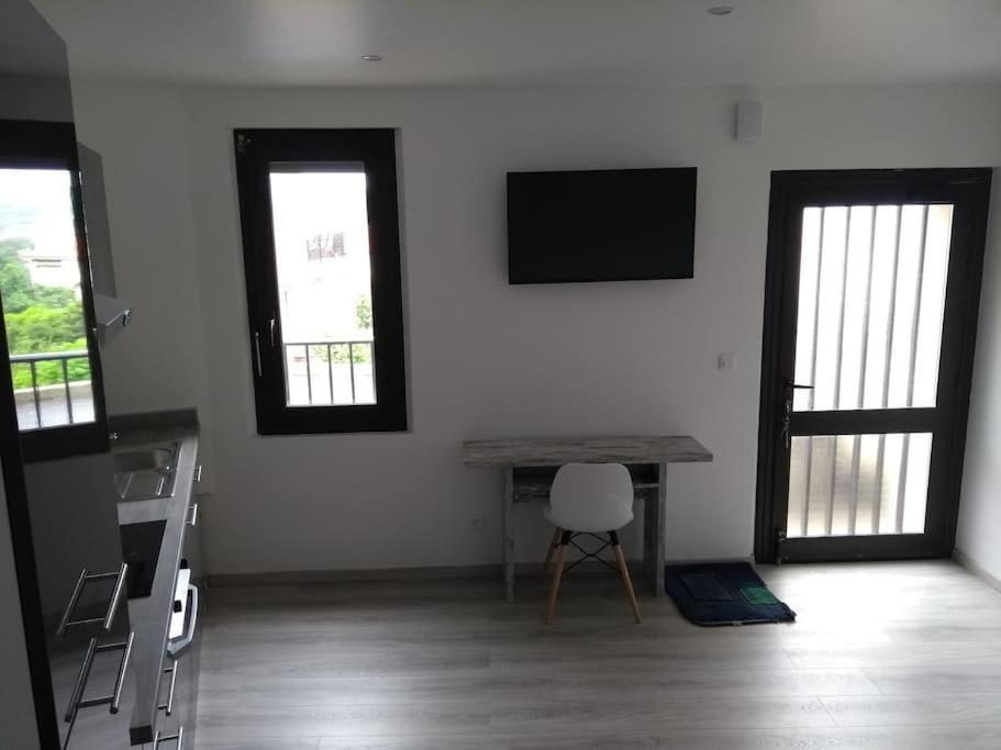 Charmant Appartement T2 Neuf ,Calme Tout Confort. Cases-de-Pene المظهر الخارجي الصورة